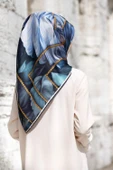 % 57 İPEK % 43 VİSKON Twill İpek Çiçek Geometrik Desenli lacivert  Renkli 90x90 Eşarp Dikim Şekli : El Dikişi thumbnail 1
