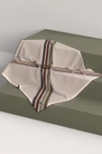 %100 Twill İpek Dikiş Motifli Ve Bant Desenli Krem - Taba Renkli 90x90 Eşarp Dikim Şekli : El Dikişi thumbnail 5