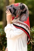 %100 Twill Türk Motifi  Desenli Siyah - Nar Çiçeği Renkli 90x90 Eşarp Dikim Şekli: El Dikişi thumbnail 1