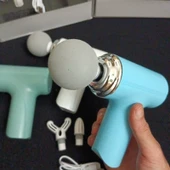 Masaj Tabancası Darbeli Titreşimli 4 Başlıklı Profesyonel Şarjlı Mini Masaj Aleti (5314) thumbnail 1