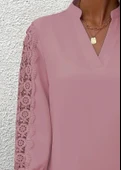MDB Kadın Uzun Kollu Hakim Yaka Kolları Dantel Detaylı Ithal Krep Bluz thumbnail 3
