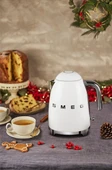 Smeg KLF03WHEU 1.7 LT Paslanmaz Çelik Su Isıtıcı Kettle Beyaz thumbnail 1