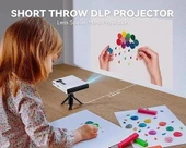 Goodee 4K Mini Projektör 1080P, WiFi ve Bluetooth, Tripod ve Çanta İle thumbnail 4