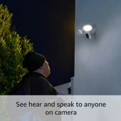 Ring Floodlight Cam Wired Pro Kuş Bakışı ve 3D Hareket Algılama, Grafit thumbnail 4