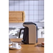 Karaca Hatır Hüp Otomatik Türk Kahve Makinesi – 5 Fincan Kapasiteli, Taşma ve Isınma Emniyetli, Krem Renk Plastik Cezveli thumbnail 5