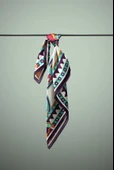 Vissona Etnik Desenli İpek Bandana thumbnail 6