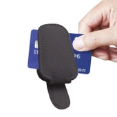 Space24 SP130 Araç İçi Gözlük Tutucu Manyetik Yumuşak Doku Tek Elle Kullanım Siyah thumbnail 2