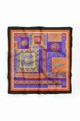 H19 Kadın turuncu etnik desenli 50x50 Bandana thumbnail 2
