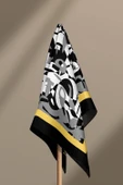Kadın Siyah Beyaz Complex Desenli 50x50 Bandana HYL DG0976-22 thumbnail 6