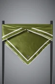 100% Twill İpek Düz Renk Bordür Desenli Küf Yeşili - Krem Renkli Daha Tok Exclusive Serisi 90x90 Dikim Şekli : El Dikişi Eşarp thumbnail 6