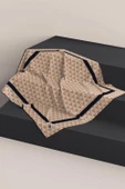% 57 İPEK % 43 VİSKON Twill İpek Geometrik Desenli Bej - Taba  Renkli 90x90 Eşarp Dikim Şekli : El Dikişi thumbnail 6