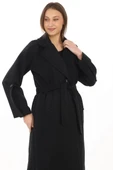 Kadın Uzun Kaşe Kaban – Yünlü Dokuma Kaşmir Kumaş, Kruvaze Yaka, Kuşaklı Astarlı Tesettür Uyumlu Şık Kışlık Siyah Model thumbnail 8