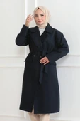 Kadın Kaşe Kaban – Uzun Boy Kruvaze Yaka Kuşaklı Tesettür Kaşe Kışlık Kaban, Astarlı Şık Yünlü Dokuma Oversize Rahat Kal thumbnail 3