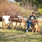 Bahçeme Yönetmen Katlanır Ahşap Bahçe Balkon Takımı: 90lık Yuvarlak Masa + 4 Sandalye thumbnail 2