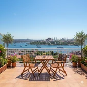 Bahçeme London Ahşap Bahçe Balkon Takımı: 60x60 Masa + 2 Sandalye Katlanır Set thumbnail 2