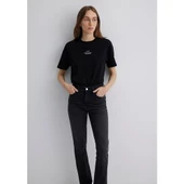 GRAFİK BASKILI MODELLİ TİŞÖRT thumbnail 12