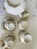 Vintage Johnson Brothers Eternal Beau Serisi Zarif Fiyonk ve Çiçek Desenli Porselen İngiliz Çay Seti thumbnail 8