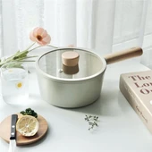 Neoflam Fika Cam Kapaklı Alüminyum Döküm Sos Tenceresi 18cm Bej thumbnail 2