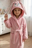 Tavşan Kulaklı Kız Erkek Çocuk Bornozu Lupi Pembe thumbnail 1