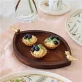 Akayev Ahşap Göz 20 cm Altın Kuş Sunum Tabağı thumbnail 1