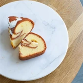 Akayev Mermer Beyaz 30 Cm Altın Boncuk Ayaklı Yuvarlak Sunumluk thumbnail 2