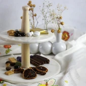 Akayev Mermer Ahşap Ayaklı İki Katlı Sunum Tabağı thumbnail 3