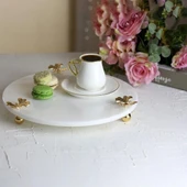 Akayev Mermer Beyaz 30 Cm Altın Ayak Kelebek Yuvarlak Sunum Tabağı thumbnail 2