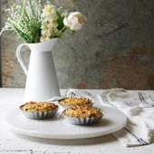 Akayev Mermer Beyaz 30 Cm Döner Standlı Sunumluk thumbnail 4