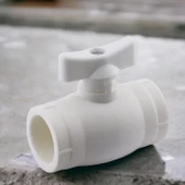 25'lik Mini Vana Plastik Küresel PPRC Pvc Vanası Dişsiz Aç Kapa Boru Kaynak Makine Bağlantılı thumbnail 5