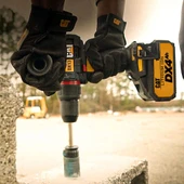 CAT DX13.1 18Volt/4.0Ah Li-ion 80Nm. Çift Akülü Kömürsüz Profesyonel Şarjlı Darbeli Matkap thumbnail 4