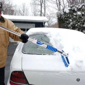 Michelin MC6866 Teleskopik Saplı 3’ü Bir Arada Kar Fırçası ve Buz Kazıyıcı, Silecek Temizleyici thumbnail 5