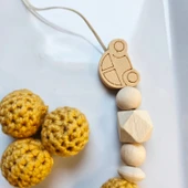 Hellemyst Arabalı Hardal Sarısı Isimli Bebek Emzik Zinciri Askısı thumbnail 2