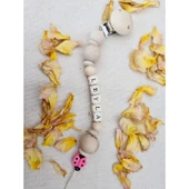 Pembe Uğurböcekli Isimli Bebek Emzik Zinciri Askısı thumbnail 1