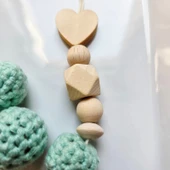 Hellemyst Kalpli Su Yeşili Isimli Bebek Emzik Zinciri Askısı thumbnail 2