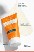 Avene Fluide 50+ Normal Karma Ve Hassas Ciltler İçin 50 ml 2 Adet thumbnail 3