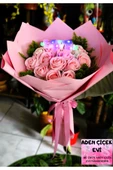 KibarGsmMarket 15'Lİ PEMBE KADİFE GÜL BUKETİ IŞIKLI LOVE YAZILI ÖZEL GÜN HEDİYESİ thumbnail 1