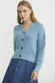 Yaka Detaylı Düğmeli Triko Hırka - Açık Mavi thumbnail 3