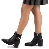 Kadın Hakiki Deri 7 cm Topuklu El Yapımı Tokalı Şık Günlük Bot – Siyah Cilt / Taba Süet thumbnail 1