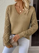 Lucky Life Kadın Uzun Kollu V Yaka Kol Delikli Baklava Desen Detaylı Triko Kazak thumbnail 2