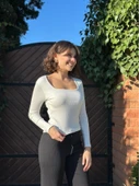 Çerçeve yaka kaşkorse bluz beyaz thumbnail 4