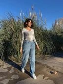 V yaka çizgili bluz beyaz thumbnail 2