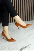 Erkan Saçmacı Suzanna Taba Hakiki Dana Derisi Sivri Burun Klasik İnce Topuklu Ayakkabı thumbnail 3