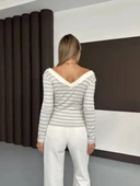 V yaka kol ve yaka düğmeli bluz gribeyaz A4047 thumbnail 2