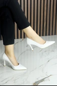 Erkan Saçmacı Suzanna Beyaz Hakiki Dana Derisi Sivri Burun Klasik İnce Topuklu Ayakkabı thumbnail 3