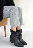 Lukana Siyah Cilt Topuklu Körüklü Bot thumbnail 3