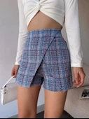 Kapaklı tüvit şort etek mavi thumbnail 2