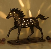 Veronese Design Dörtnala Giden At Aydınlatması thumbnail 1