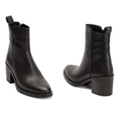 Kadın Hakiki Deri 7.5 cm Topuklu El Yapımı Günlük Şık Bot thumbnail 2