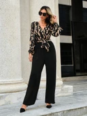 Kadın Uzun Kollu Kruvaze Yakalı Belden Kuşaklı üst Dalgıç Alt Ithal Krep Tulum thumbnail 3