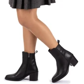 Kadın Hakiki Deri 7.5 cm Topuklu El Yapımı Günlük Şık Bot thumbnail 1